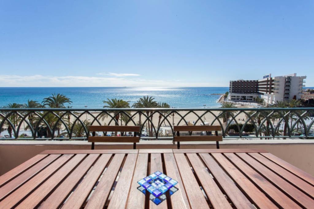 Apartamentos Bahia Аликанте Экстерьер фото